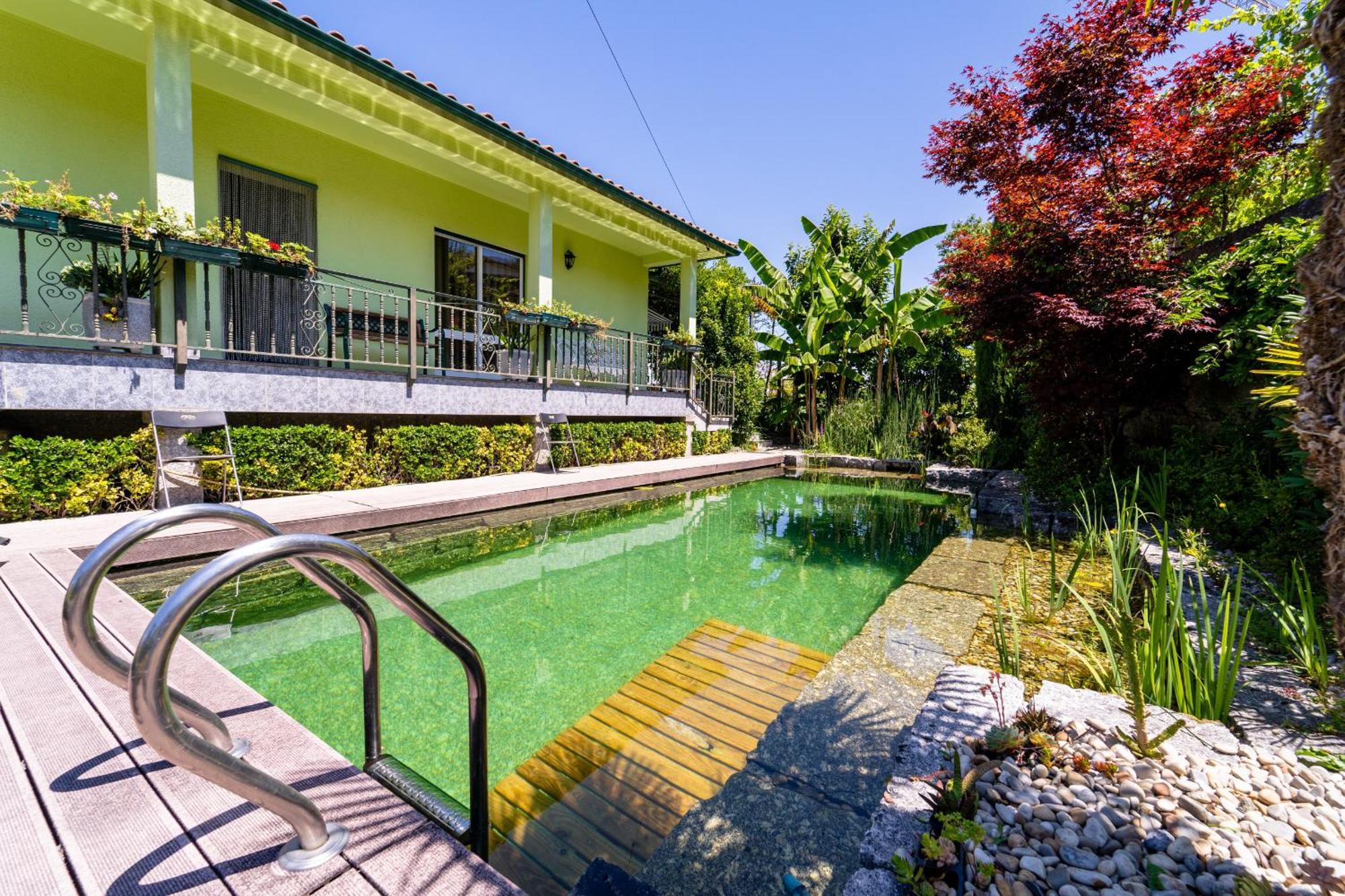 Gondomar Guimaraes - Moradia V3 Com Piscina Natural By House And People Buitenkant foto
